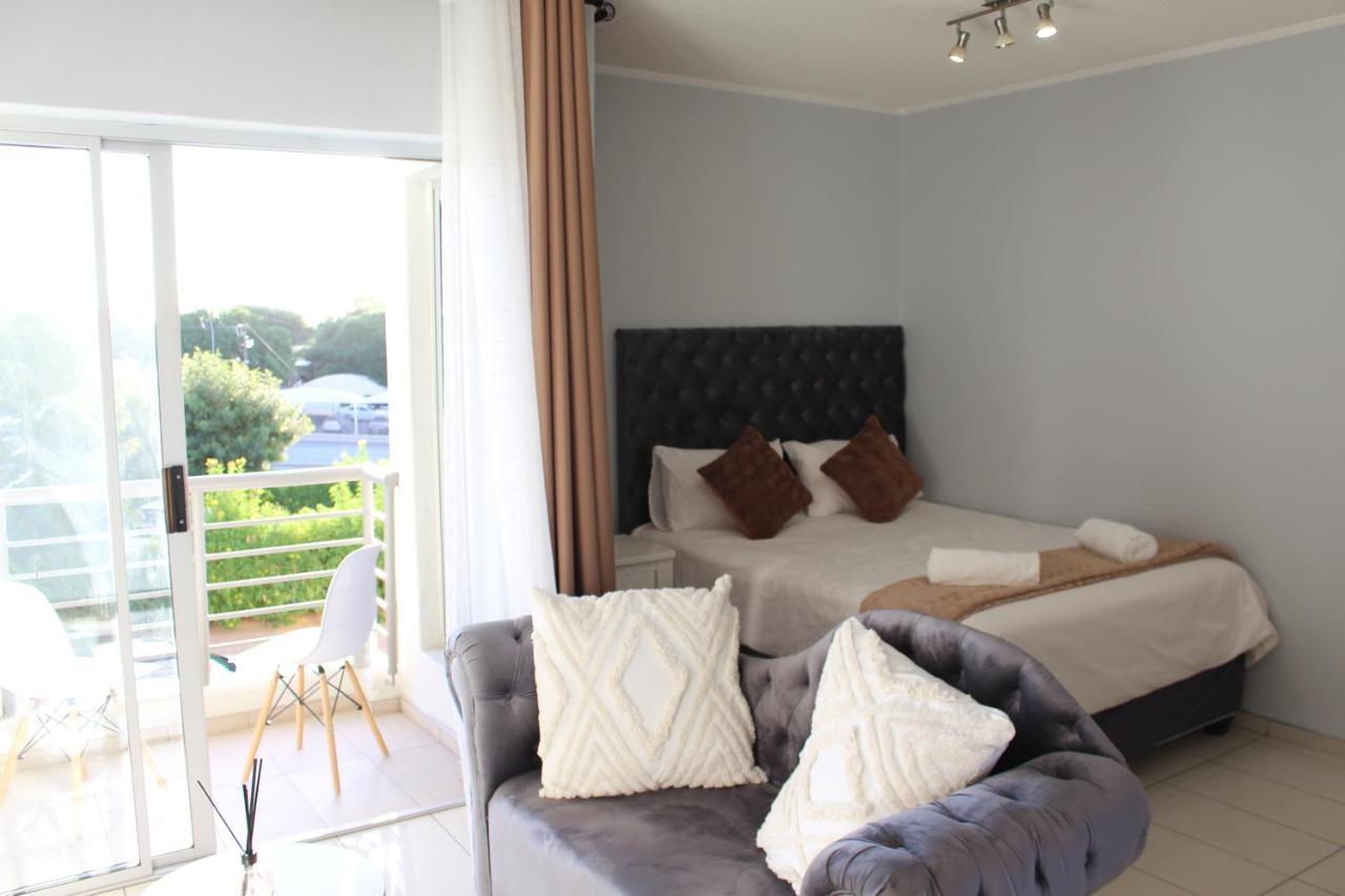 Abigail'S Studio Apartment @ Trift Tower Windhoek Luaran gambar