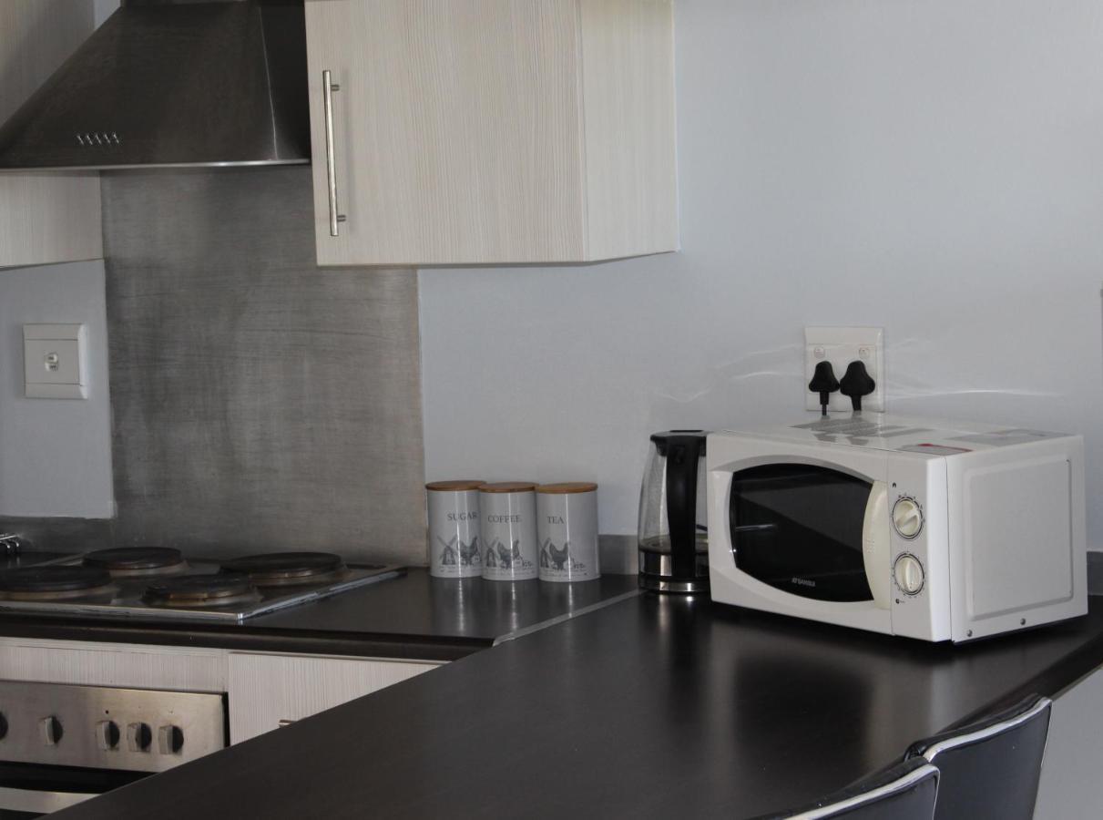 Abigail'S Studio Apartment @ Trift Tower Windhoek Luaran gambar